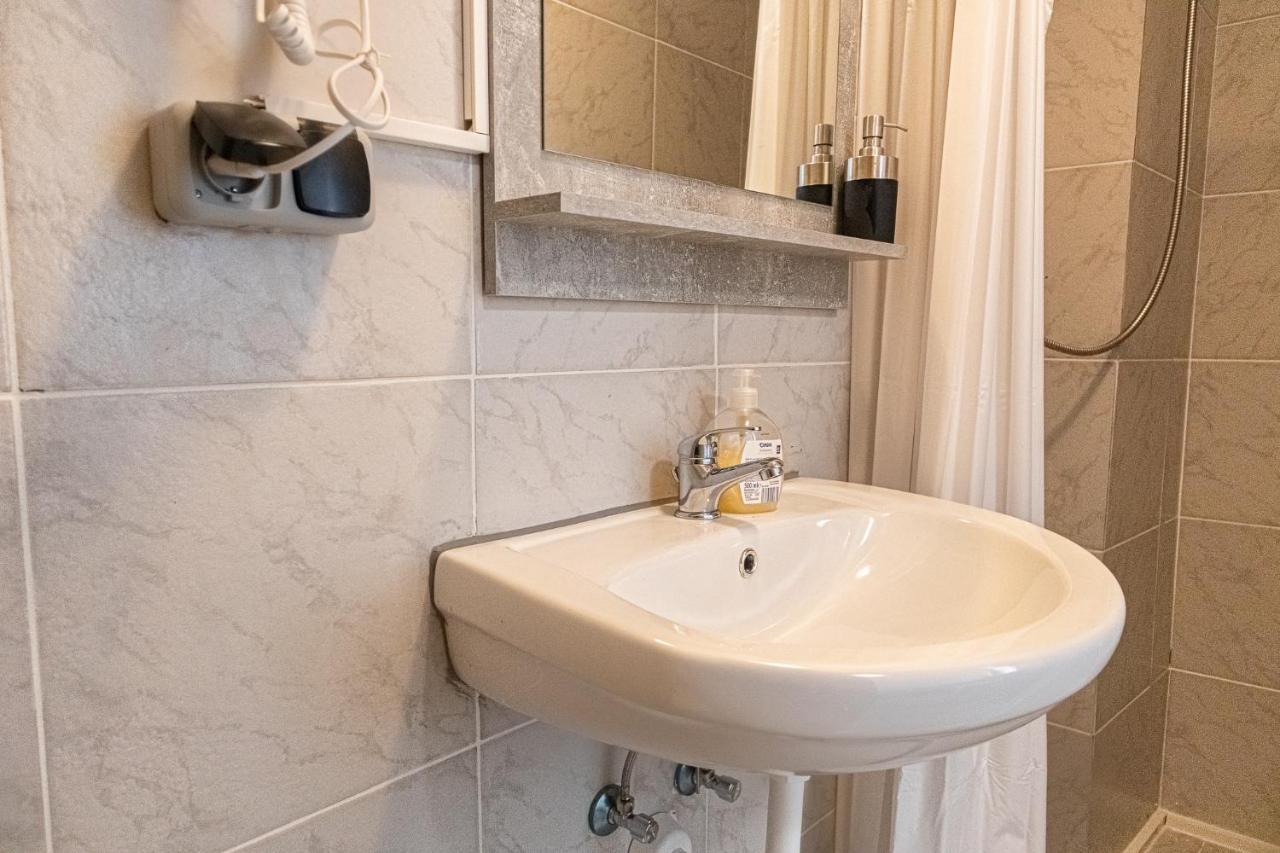3 Standard Rooms Near Hauptbahnhof Відень Екстер'єр фото
