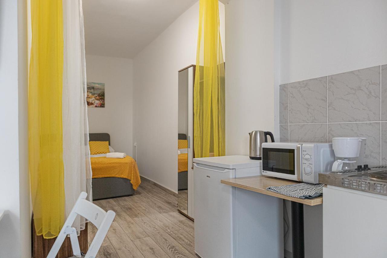 3 Standard Rooms Near Hauptbahnhof Відень Екстер'єр фото
