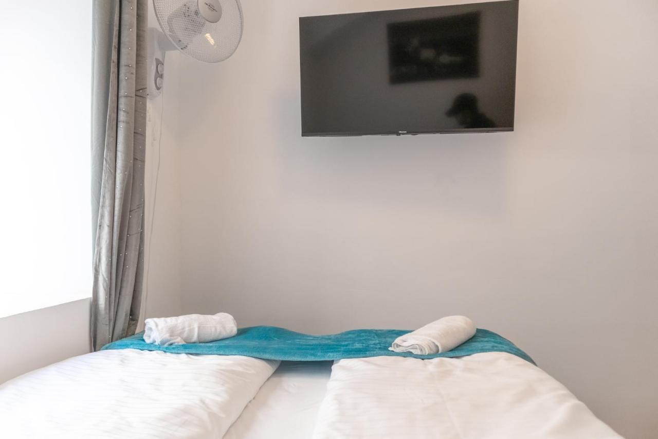3 Standard Rooms Near Hauptbahnhof Відень Екстер'єр фото